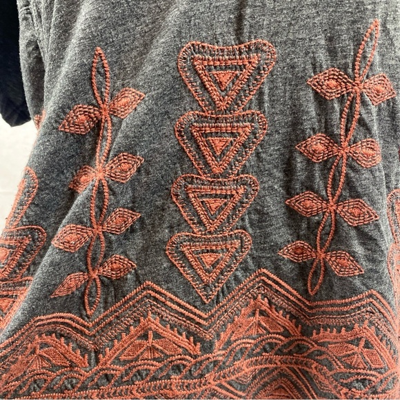 Johnny Was Women Shirt Embroidered Boho Aztec Southwestern Oversized XS Gray Red - Picture 3 of 8